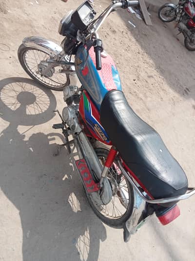 Motorcycle CD 70 for Sale