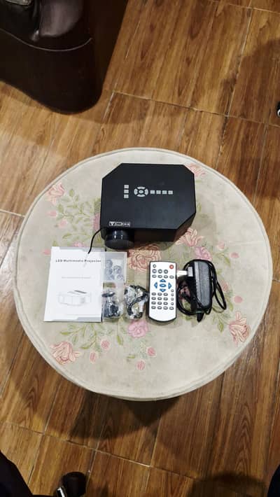 Home LED multimedia projector