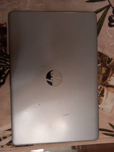 HP Laptop AMD Ryzen 3 5300U, 4 cores, 8 threads, 2.60 ghz