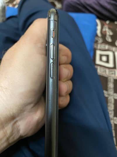 Iphone 11 pro, 256gb, dual sim physical pta approved