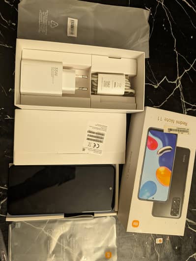 Redmi Note 11, all accessories and box, ultra fast charging