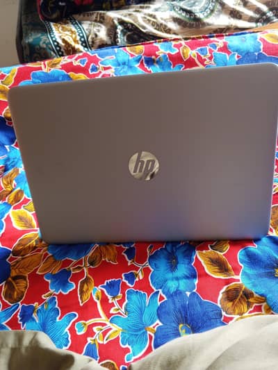 hp elitebook G3 840