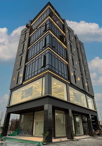 5 MARLA COMMERCIAL FLOOR AVAILABLE FOR RENT AT HOT LOCATION OF BAHRIA TOWN