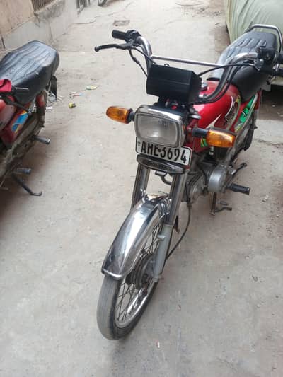 CD 70 model 2022 sticker