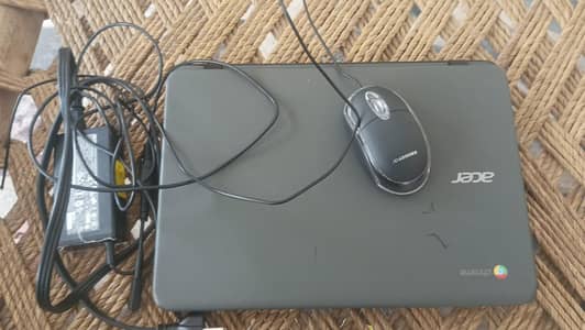 Acer c731 Chromebook 4/16 gb