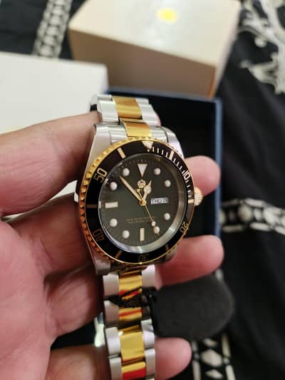 Proking watch slim and beautiful New box pack condition scrolling dail