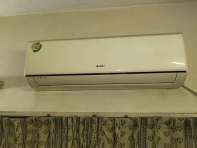 gree lomo 1.5 ton split AC