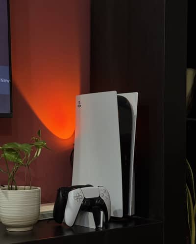 Playstation 5 (PS5) 3Tb + 2 controllers + games