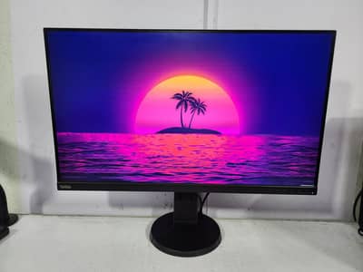 Lenovo 32" 4K IPS 10bit colors  DCI-P3  USB-C Monitor
