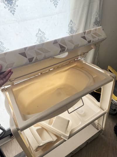 juniors changing table