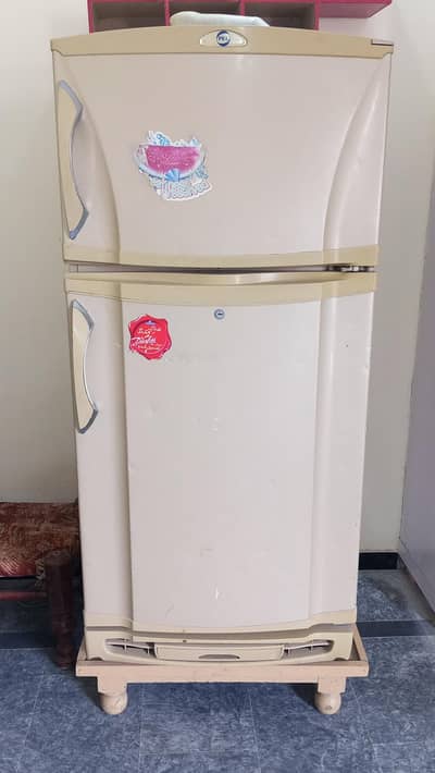 Refrigerator in good condition.