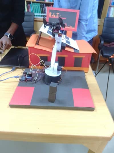 Automated Robotic Arm with Smartphone Control – Arduino Powered