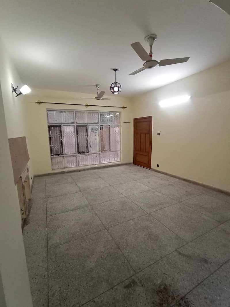 Beautiful Upper Portion For Rent In I-10 - Portions & Floors - 1112124589