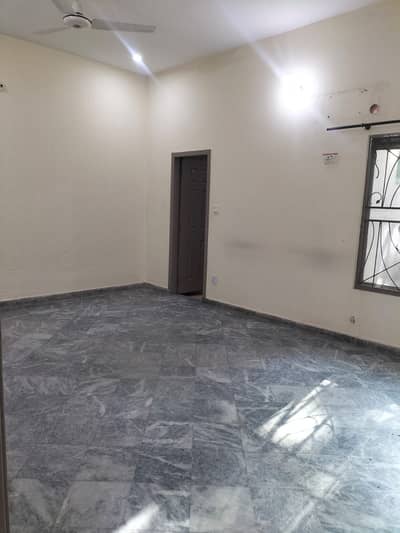 12 Marla Lower Portion For Rent