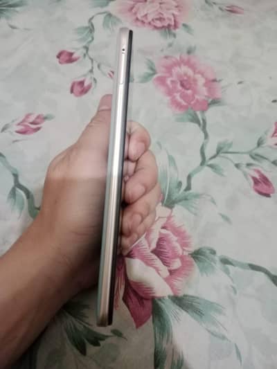 Vivo Y19