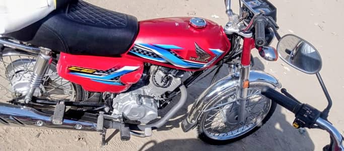 Honda 125 Lush Condition - 6,650 KM Driven (First Owner)