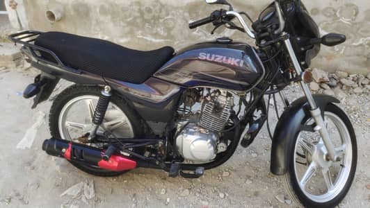 Suzuki gd 110s near and clean