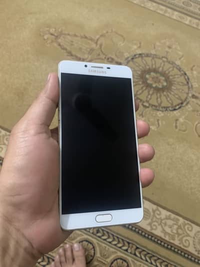 Samsung C9 Pro