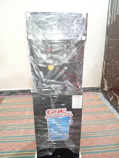 GNE water dispenser brand new pack