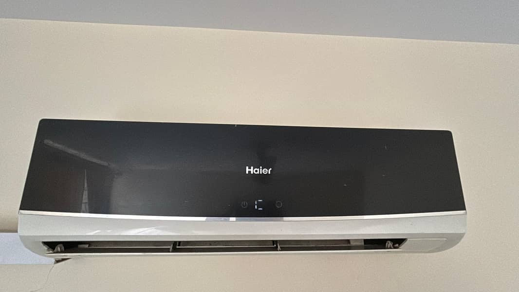 Split air conditioner 0