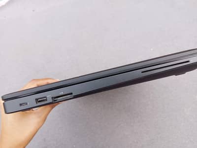 Intel(R) Core(TM) i7-6820HQ CPU@ 2.70GHz