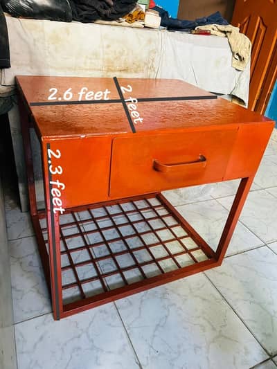 iron heavy table