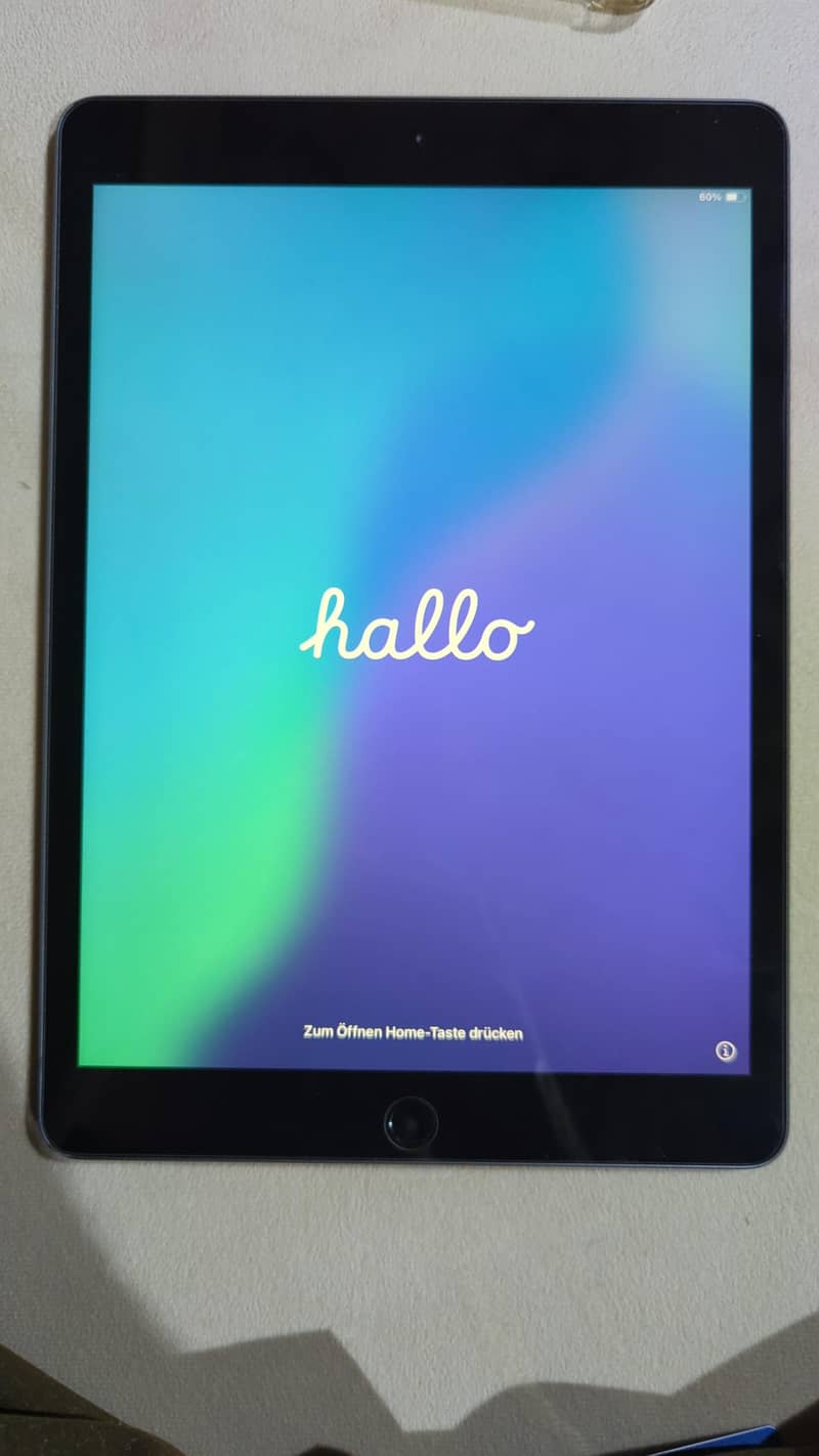 iPad 8 generation with complete box 1
