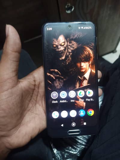 SHARP AQUOS R2 in mint  condition OFFICIAL PTA APPROVED