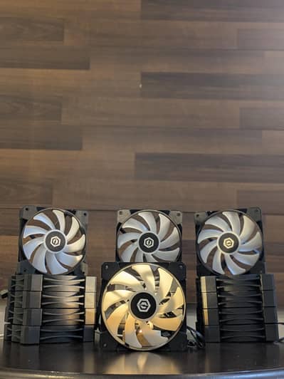 Level Play Argb fans - Daisy chain