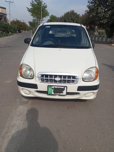 2004 model santro is up for sale