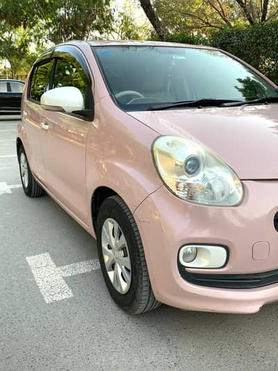 Toyota Passo 2015 + hana