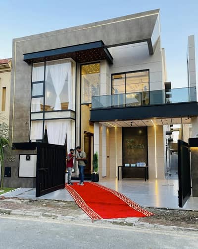 7 Marla Desighner House Available For Rent