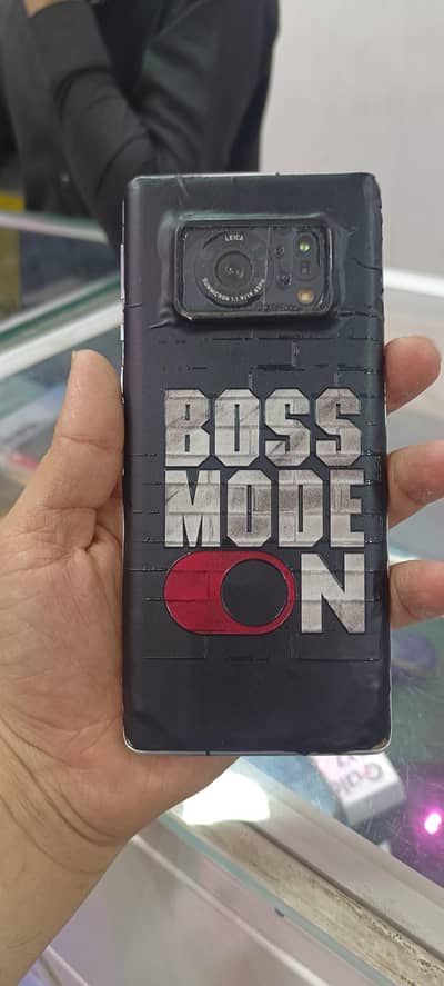 Aquos R6 12 ram 128gb storage