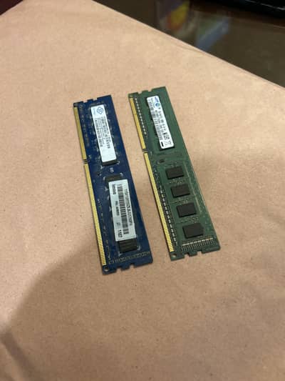 2gb ram DDR3 (2 sticks)