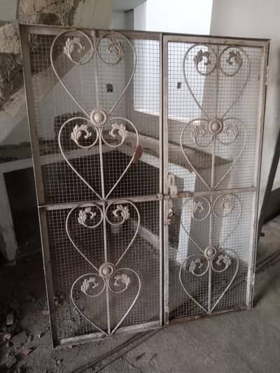 2 iron grill for sale