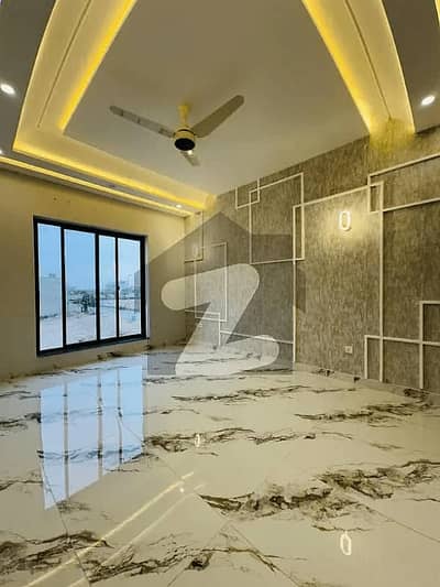 Spacious 10 Marla Upper Portion for Rent in Jasmine Block, Bahria Town Lahore Prime Location Family Friendly