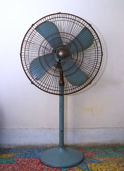Pedestal Fan for sale