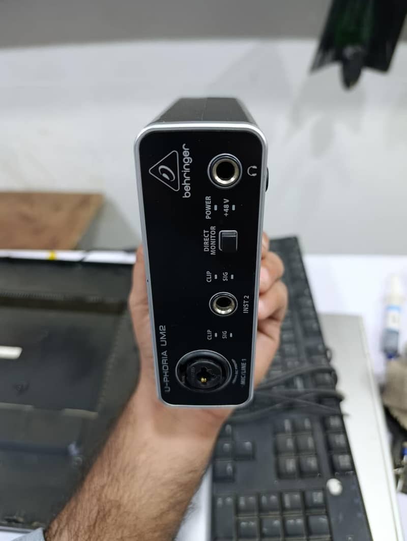 Behringer USB Audio Interface 2