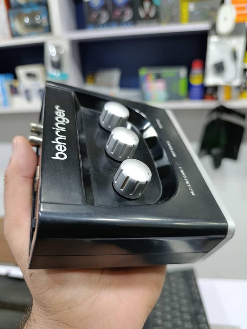 Behringer USB Audio Interface 6