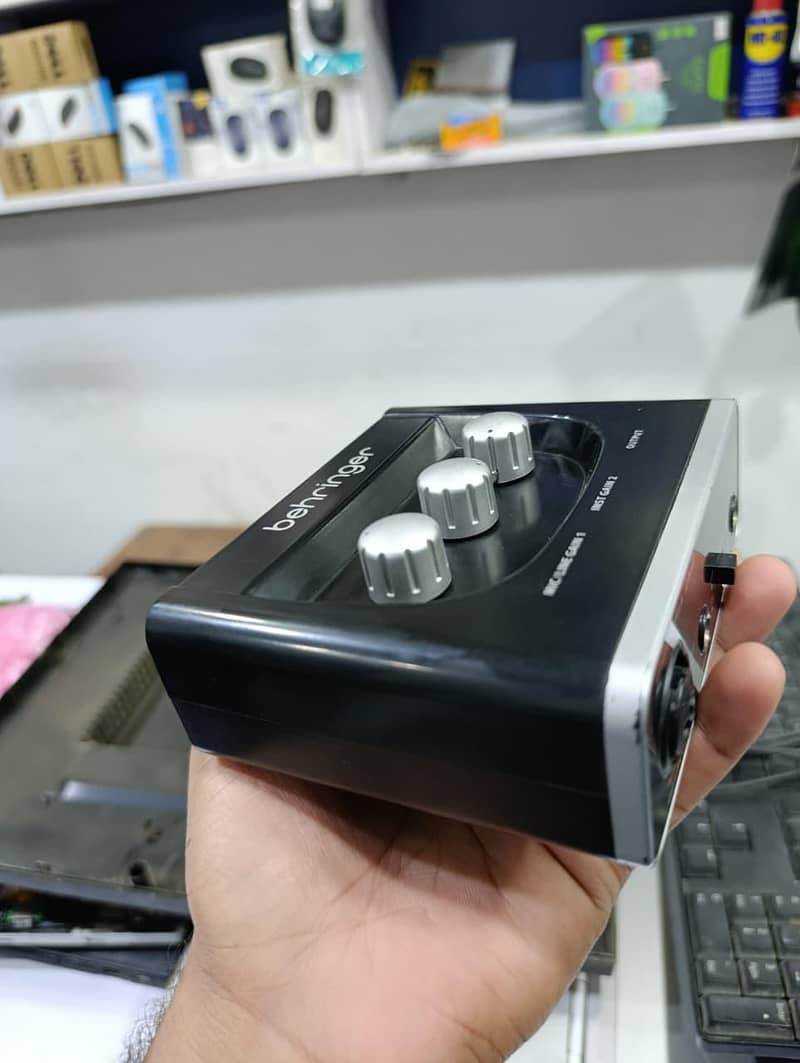 Behringer USB Audio Interface 7