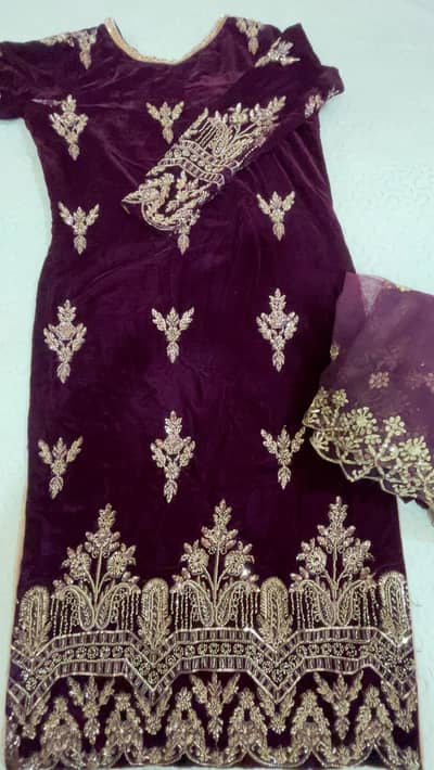 dresses / ladies suits /  stitched branded suit / wedding wear dresses