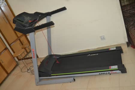 Apollo Smart 1.5HP Motorized Treadmill – Excellent Condition, Like New
