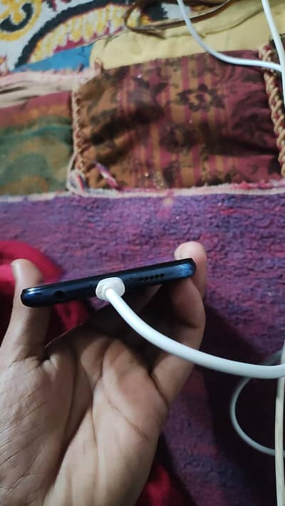 best price me de raha hu majboori hai