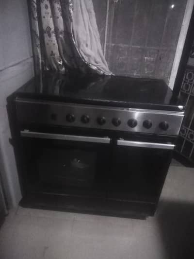 5 burners oven stove good condition