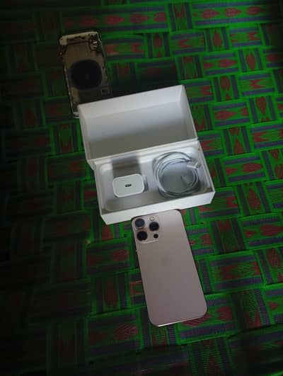 iPhone XR 64 gb dual sim official approved