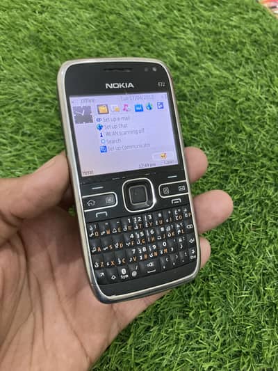 Nokia Clasic Symbian Phone E72