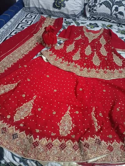 hand work bridal lehenga