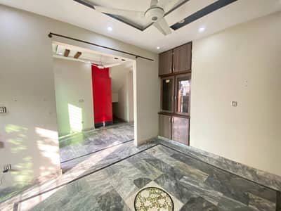 5 MARLA HOT LOCATION LOWER PORTION AVAILABLE FOR RENT IN DHA RAHBER 11 SECTOR 2