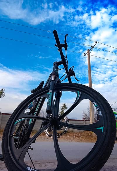 Mountain Bike brand PLUS imported