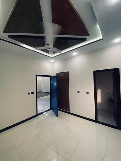 125sq yd VILLA FOR SALE, in Precinct-15 opposite to ALI BLOCK. A-PLUS Construction. 3 Bedrooms, Drawing, Dining, TV Lounge & Americal Kitchen. 10min Drive from Main Gate of Bahria Town Karachi.